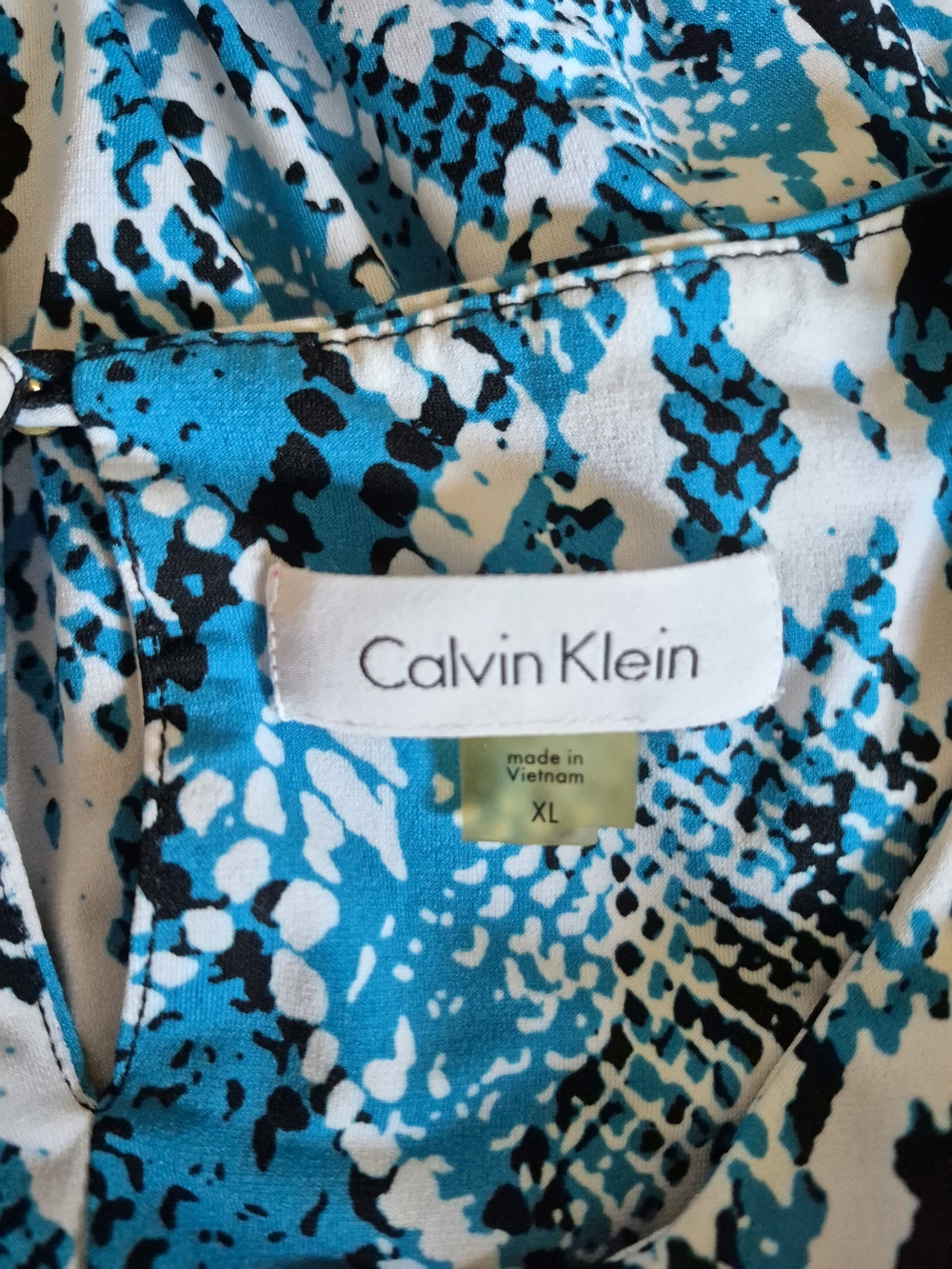 Calvin Klein Blue Snake Print Sleeveless Top Size XL - Picture 3 of 3